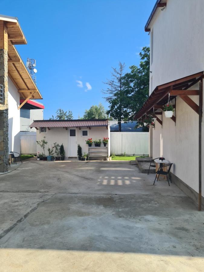Luca'S House Apartment Balotesti Ngoại thất bức ảnh