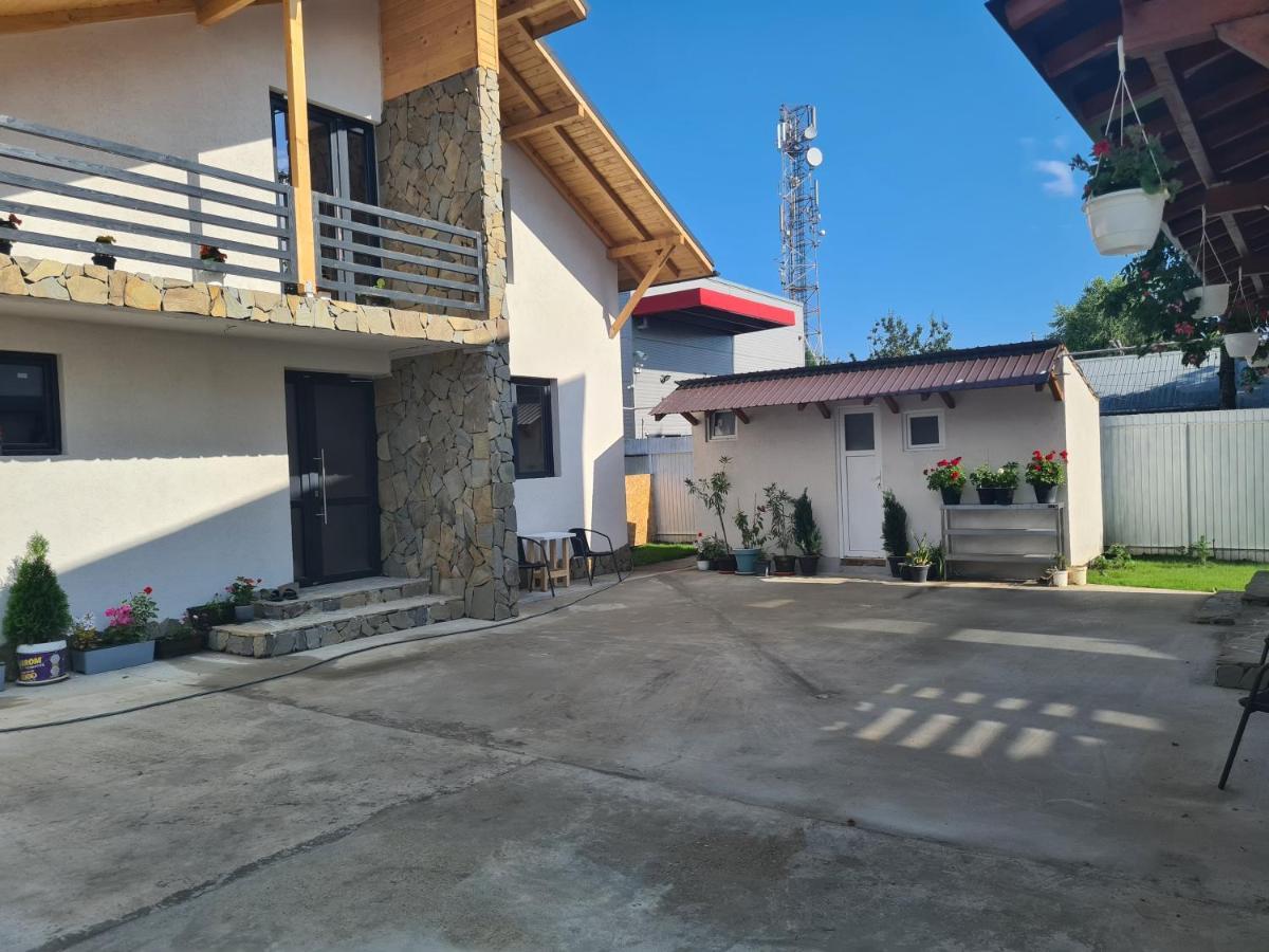Luca'S House Apartment Balotesti Ngoại thất bức ảnh