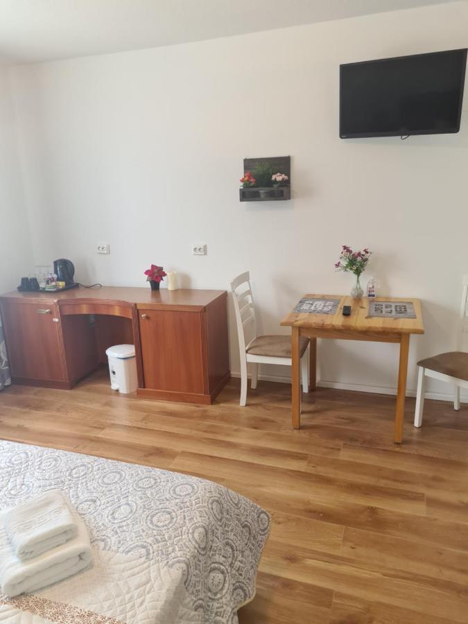 Luca'S House Apartment Balotesti Ngoại thất bức ảnh
