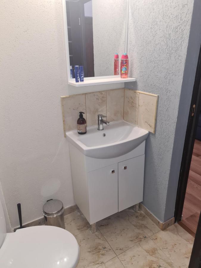 Luca'S House Apartment Balotesti Ngoại thất bức ảnh
