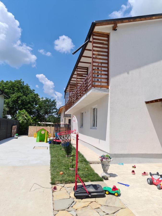 Luca'S House Apartment Balotesti Ngoại thất bức ảnh
